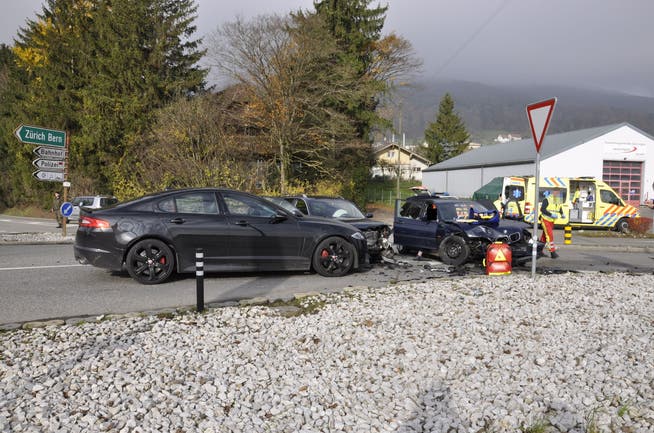 Unfall in Oensingen mit drei beteiligten Autos