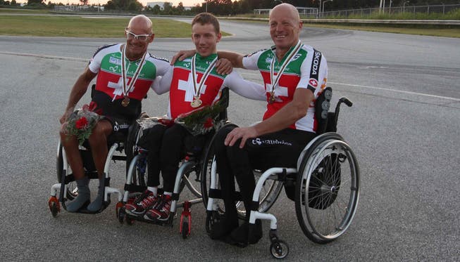 Heinz Frei, Tobias Fankhauser und Jean-Marc Berset (von links) holen die erste Medaille für die Schweiz.