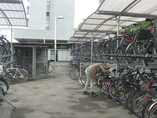 Bahnhof Altstetten: Vorsicht beim Parkieren!