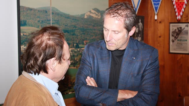 René von Euw (links) im Gespräch mit GCZ-Präsident Stephan Anliker.