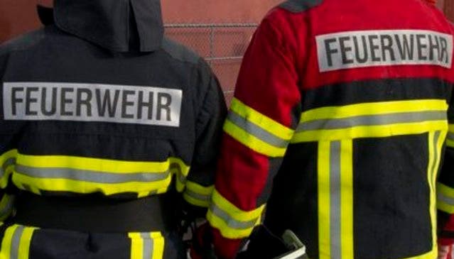 Feuerwehrleute von Brugg und Windisch-Habsburg-Hausen waren im Einsatz. (Symbolbild)