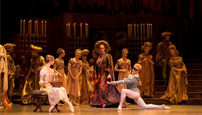 Prokofjews «Romeo und Julia», wie es 2013 durch das Royal Ballet im Royal Opera House in London zu sehen war, eröffnet den Reigen.
