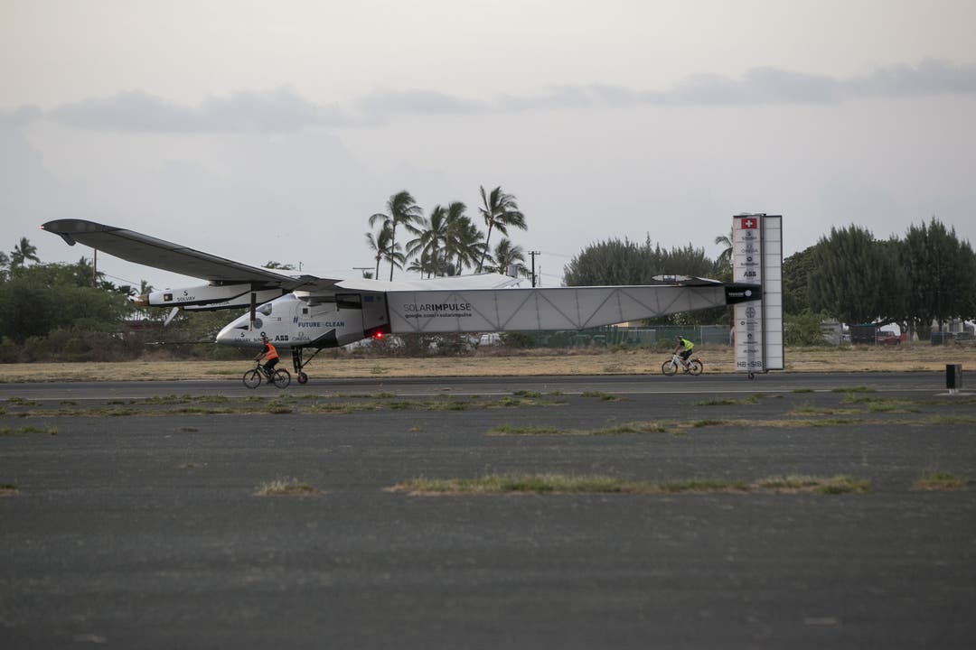 Solar Impulse auf dem Kalaeloa Airport in Hawaii