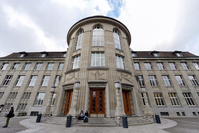 Universität Zürich.