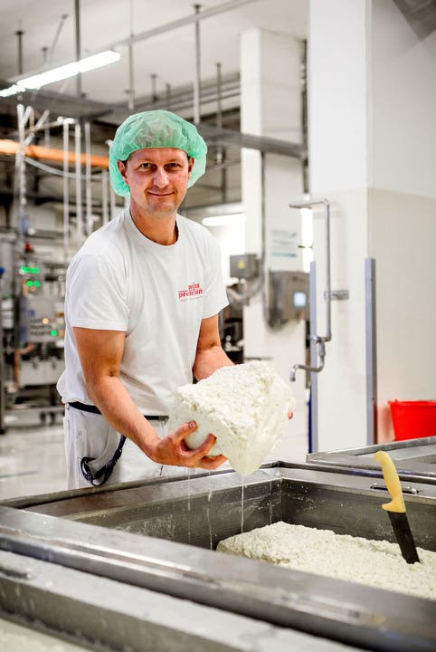 Kaspar Thürig, seit 1996 bei der Swiss Premium AG tätig, arbeitet dort heute als Produktionsleiter.
