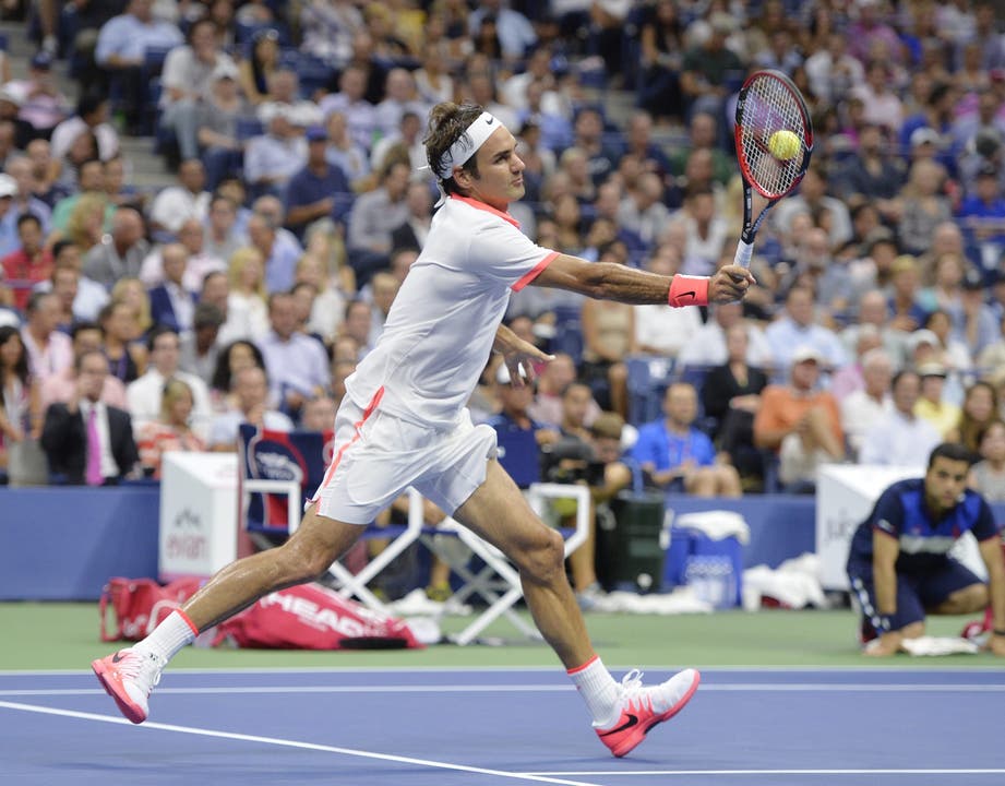 Federer mit einem Volley