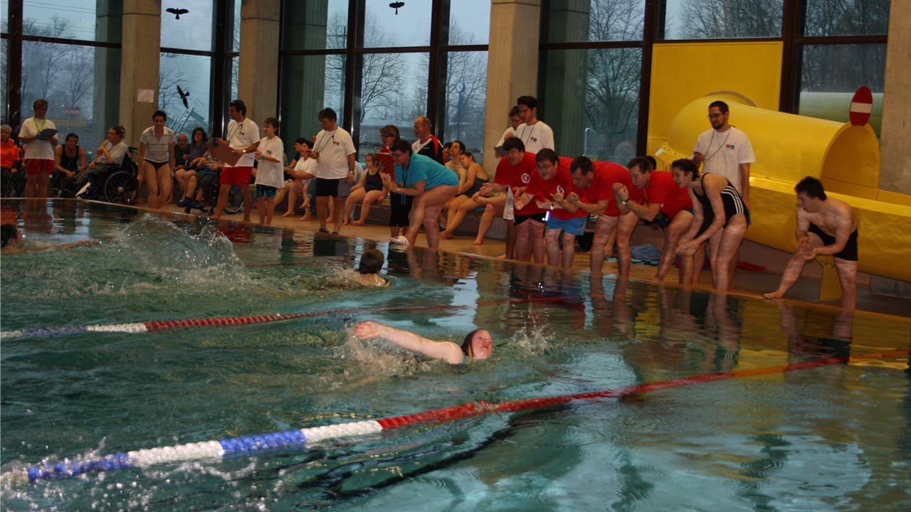 Schwimm-Meisterschaften für Behinderte im Tägerhard