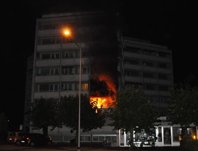 Die Brandursache auf dem betroffenen Balkon des Lorenzenhofs ist noch immer unklar – «die Untersuchung dauert noch an», so am Montag die Auskunft des Mediendienstes.