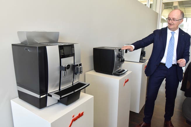 Jura-CEO Emanuel Probst setzt weiter auf die Jura-Premium-Kaffeevollautomaten .