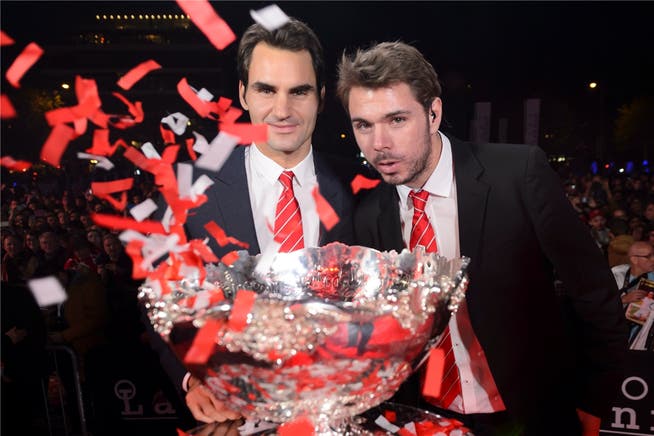 Löst sich die Euphorie schon bald in Luft auf? Roger Federer und Stanislas Wawrinka während der Feierlichkeiten nach dem Davis-Cup-Triumph im vergangenen November.
