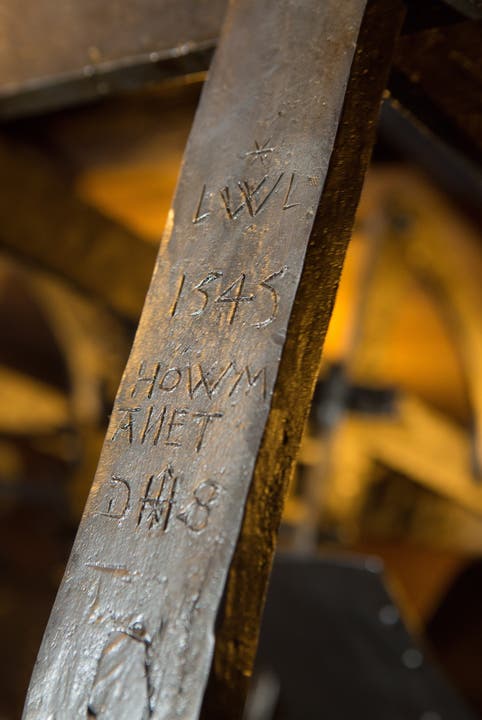 Im Heumonat (Juli) 1545 wurde das astronomische Uhrwerk des Zytgloggeturrms installiert