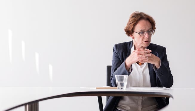 Die Basler Staatsrechnung fällt besser aus als geplant, dennoch will Finanzdirektorin Eva Herzog am Sparplan festhalten.