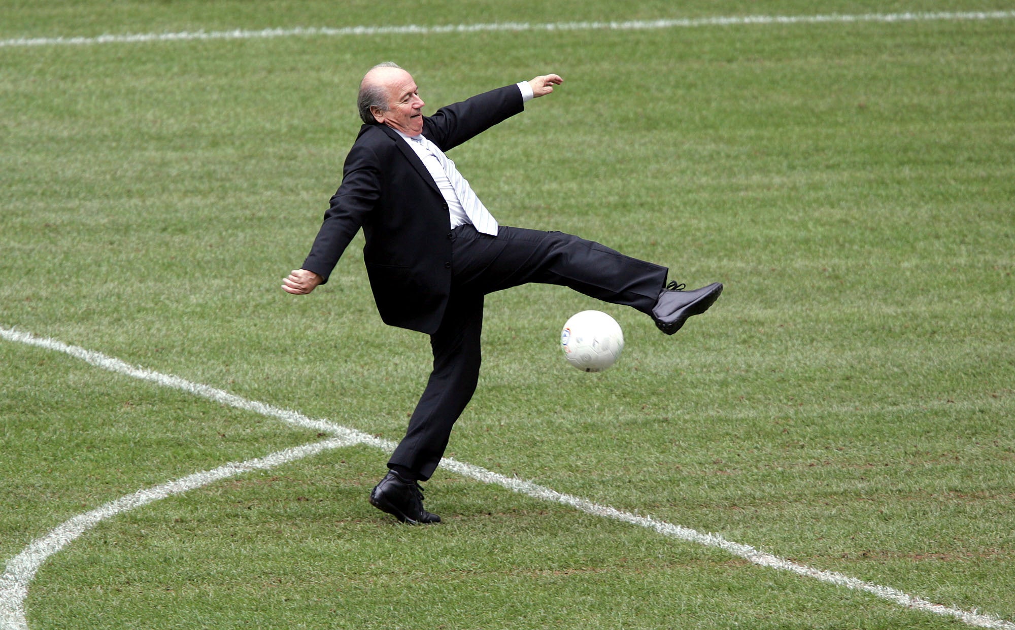 Fifa - Sepp Blatter – Ein Machtmensch Mit Charme, Der Doch Nur Frieden ...