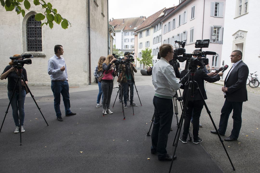 Viele Journalisten erhoffen sich in Baden Informationen