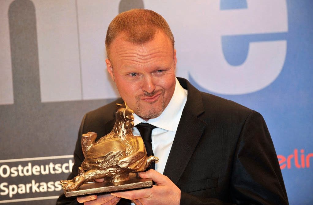 Raab erhält 2009 in Berlin den Medienpreis «Goldene Henne»