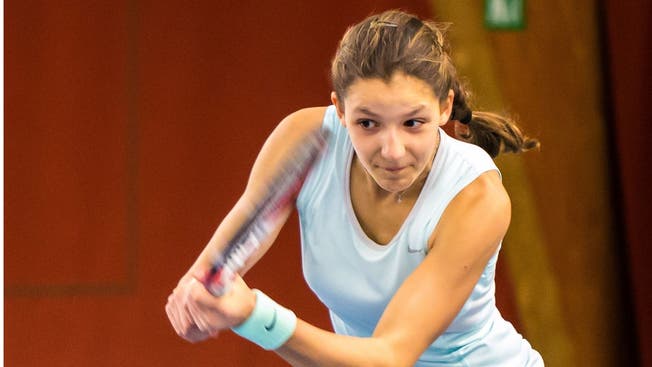 Die erst 15-jährige Rebeka Masárová gibt auf dem nationalen, sowie im internationalen Tenniscourt Gas.