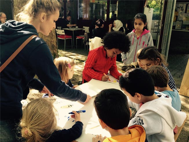 Ein Ziel der Cafébar des Projekts «Langäcker bewegt»: Die Kreativität bei den Kindern wecken.