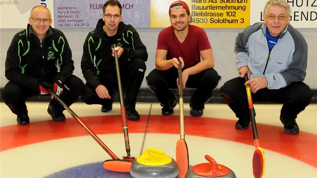 Die Ambassadoren gewannen den 40. Baumeistercup in Nennigkofen. Von links: Skip René Fuchs, Roger Zbären, Alex Lasco und Andreas Uhlmann.