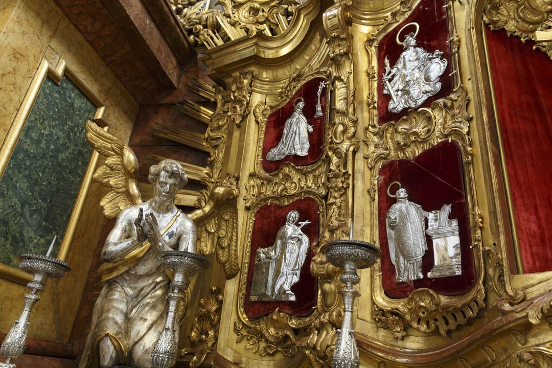 Altarengel mit 4 Altarplatten