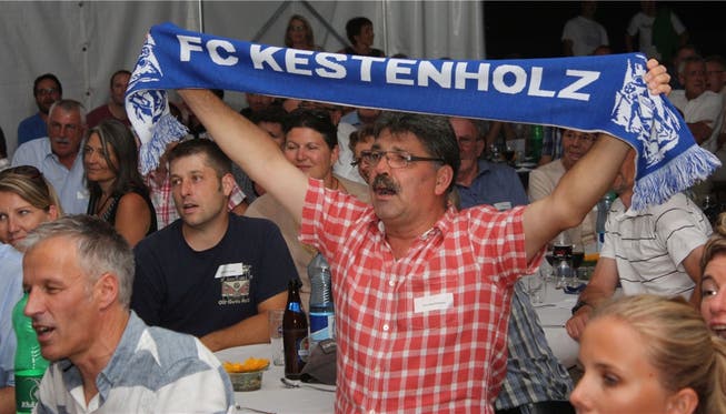 Der FC Kestenholz hatte allen Grund zur Freude: Er hat, wie das Bild zeigt, eine echte Fangemeinde.