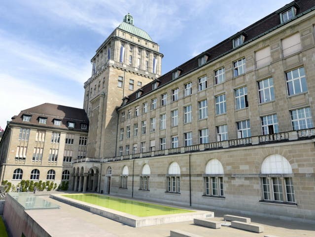 Das Hauptgebäude der Universität Zürich. Bald ist liz-System endgültig Geschichte.