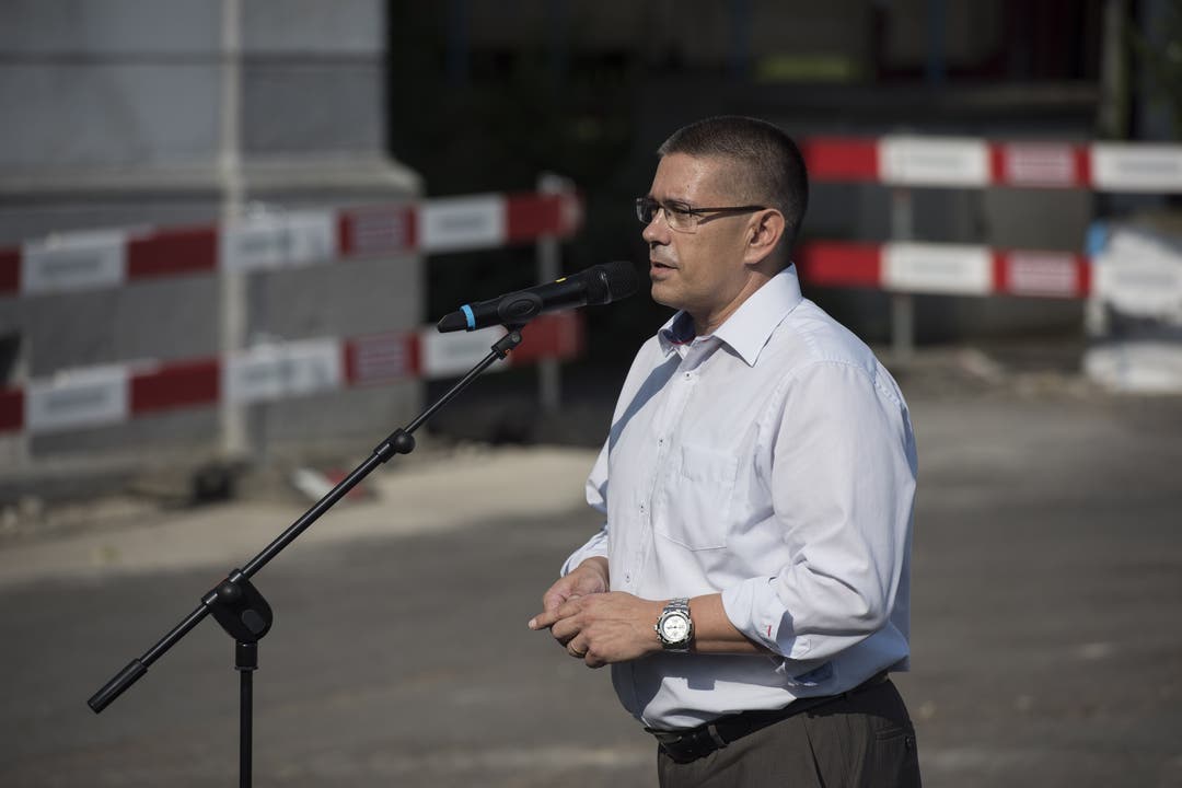 Stadtrat Markus Schneider bei seiner Ansprache.