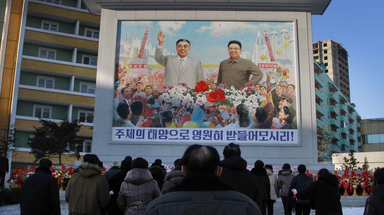Sirenengeheul in ganz Nordkorea für Diktator Kims toten Vater