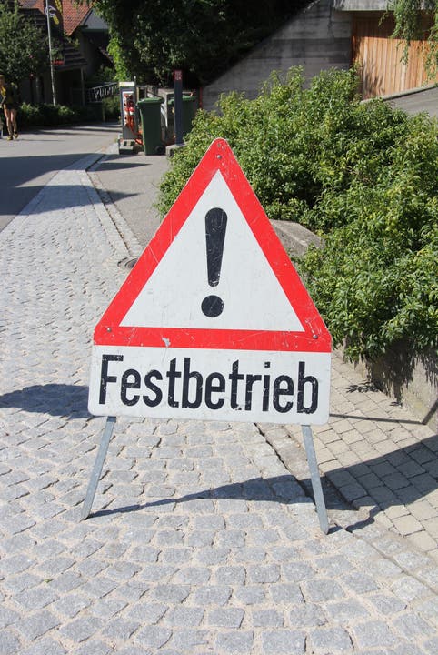 Am Wochenende wird die Dorfstrasse in Kirchdorf zur Festmeile