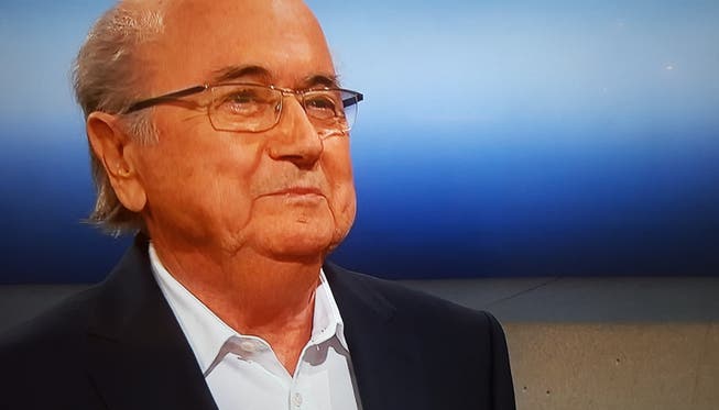 Blatter gab sich kämpferisch, wirkte aber gesundheitlich angeschlagen.