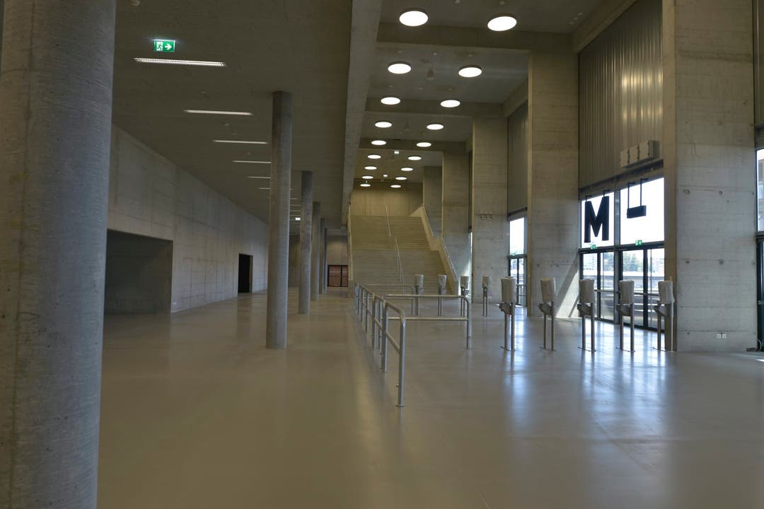 Eingangsbereich Eisstadion 3