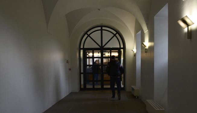 Eingang zur Gemeindekanzlei MurI: Ein Mann beschimpfte und bedrohte Beamte. (Symbolbild)