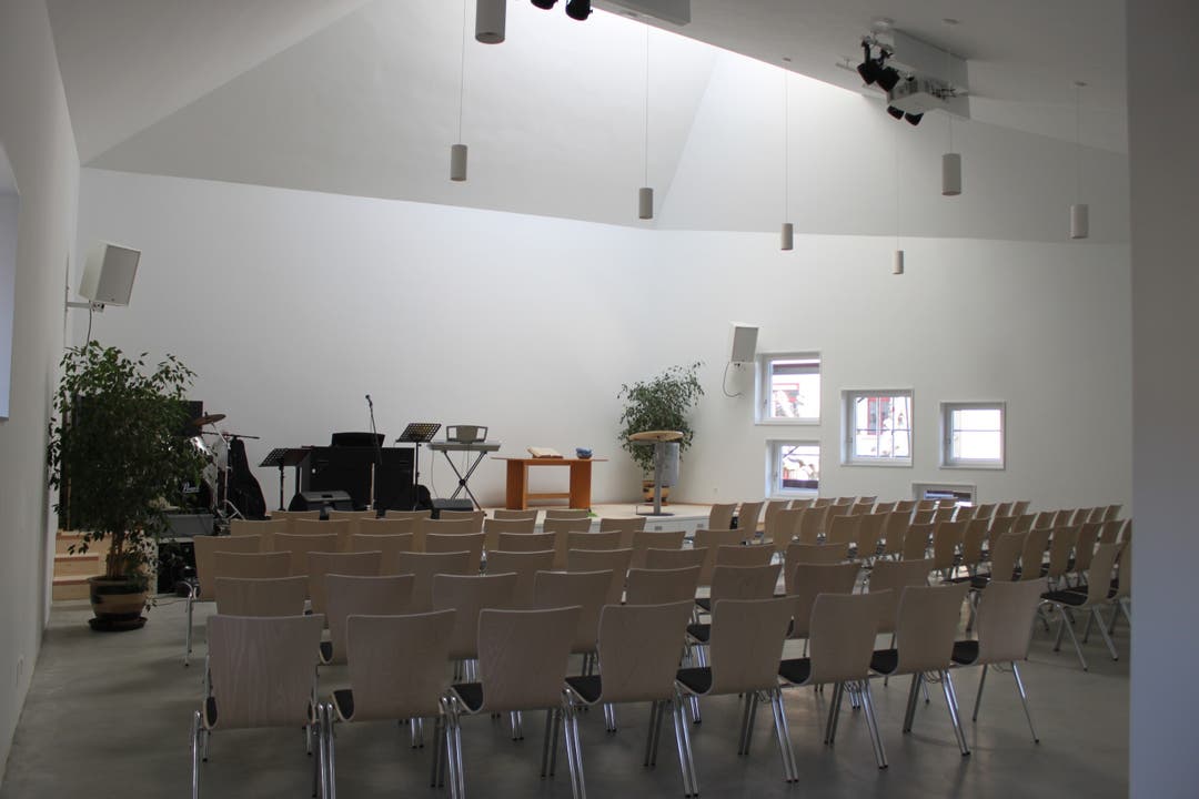 Blick in den Gemeindesaal Die Evangelisch-Methodistische Kirche Büren a. Aare hat am Sonntag ihren neuen Gemeindesaal bezogen