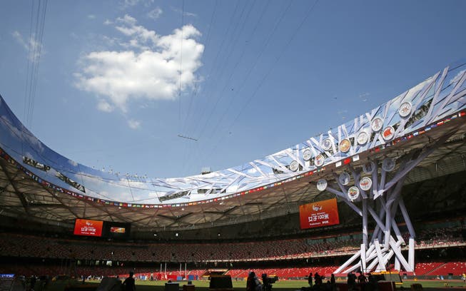 Im «Vogelnest» wird kräftig für die Eröffnungsfeier der Leichtathletik-WM 2015 geprobt.