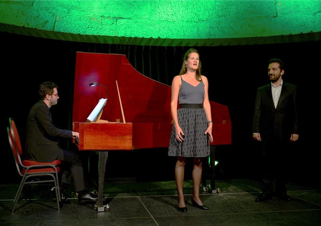 Sopranistin Nicole Hitz und Bass-Bariton Aram Ohanian werden am Cembalo von Francesco Addabbo begleitet.