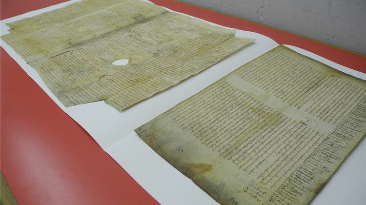 Die ältesten Solothurner Buch-Fragmente sind jetzt online