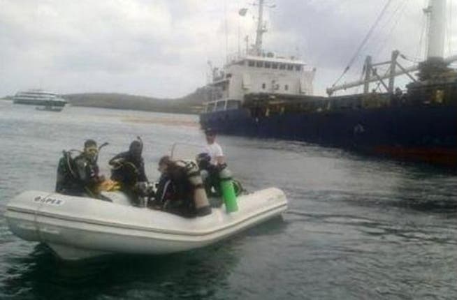Der havarierte Öltanker vor den Galapagos-Inseln soll versenkt werden.