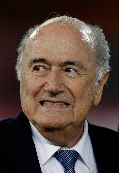 Februar 2015: Da beisst sich der gesperrte Fifa-Präsident Blatter auf die Stockzähne.