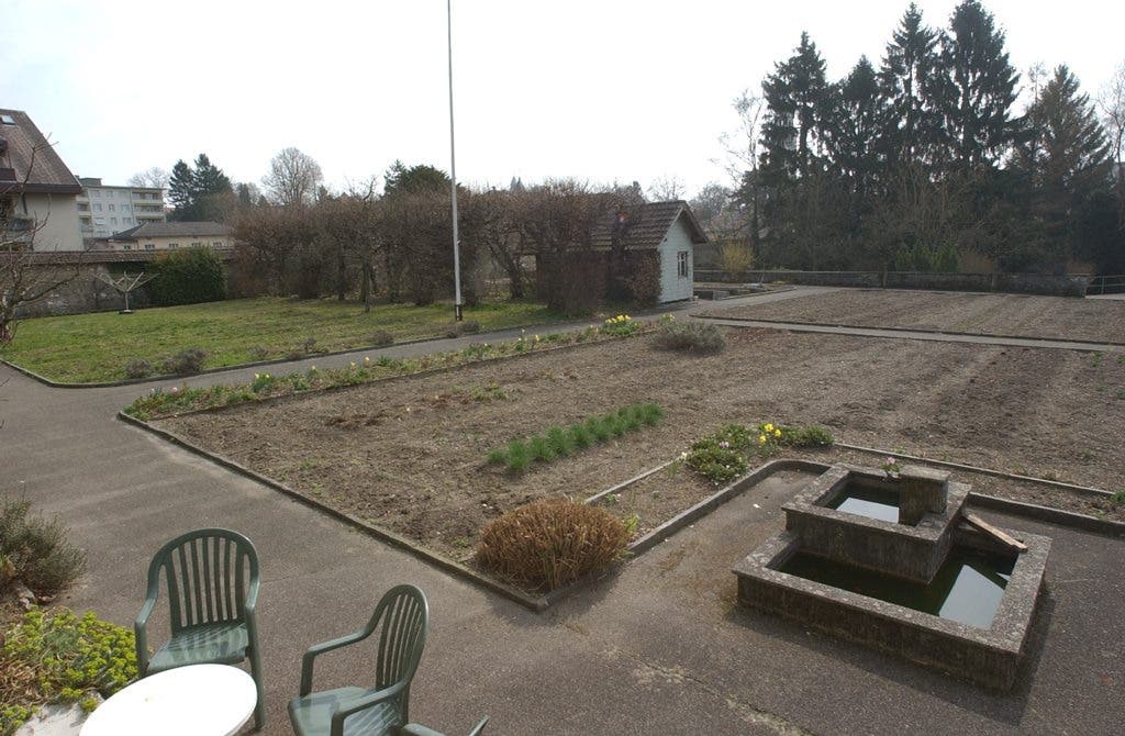 Der Klostergarten sollte überbaut werden.