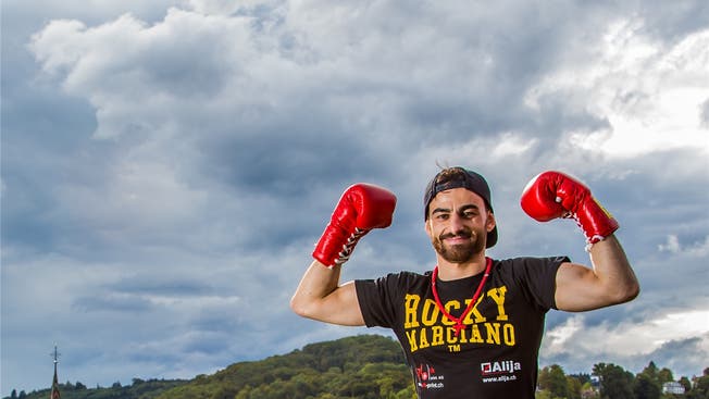 Der Badener Andranik Hakobyan will sich an die Weltspitze boxen.