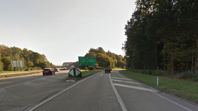 Autobahnausfahrt Luterbach auf die A5: Hier kam es zur Streifkollision. (Archiv)