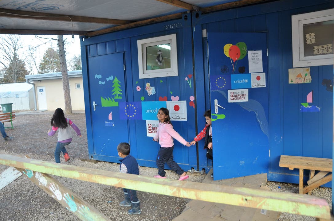 Das UNO-Kinderhilfswerk Unicef betreibt einen Kindergarten und Spielplätze im Lager.