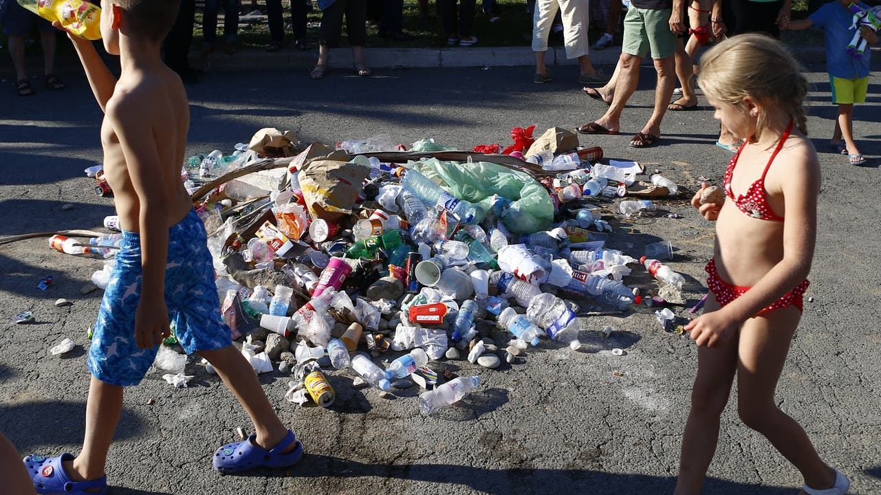 Müllhaufen als Zeichen der Verachtung für Nizza-Attentäter