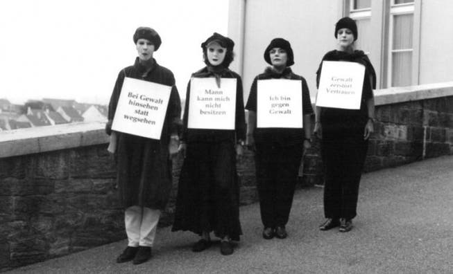 Mitarbeiterinnen des Frauenhauses kämpften Ende der 90er-Jahre dafür, häusliche Gewalt zu enttabuisieren. Foto: ZVG