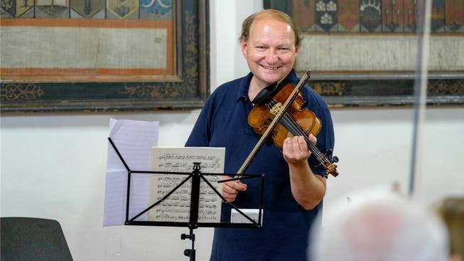 Markus Lehmann: «Die Violine ist im Laufe der Zeit nie abgeändert worden. Wir spielen heute noch auf vier Saiten, was mich einfach staunen lässt.» Mario Heller
