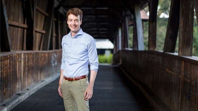Adrian Schoop auf der Holzbrücke: «Wir müssen uns langfristig in Richtung Baden orientieren.»