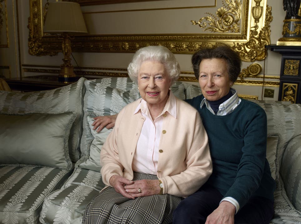 Queen Elizabeth II. mit ihrer Tochter, Princess Royal.