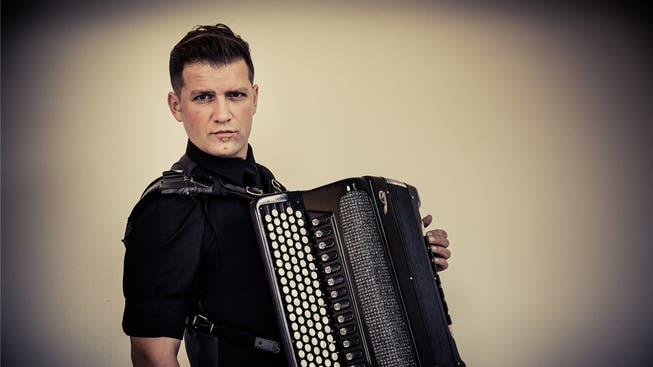 International gefragter Akkordeonist aus Bern: Mario Batkovic.HO