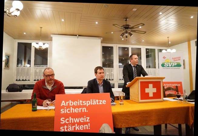 Kassier Hugo Schumacher, Parteisekretär Pascal Jacomet und Parteipräsident Silvio Jeker (v.l.).