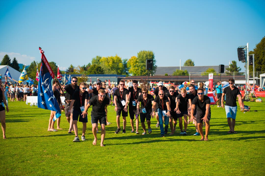 Schweizermeisterschaften Vereinsturnen 2016 TSV Rohrdorf Der TSV Rohrdorf am Rangverlesen der SMV 2016.