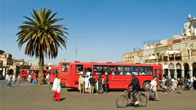 Eritrea: Was passiert im noch jungen Land am Horn von Afrika hinter den Fassaden, abseits der Hauptstrassen mit dem Flair von Italianità?